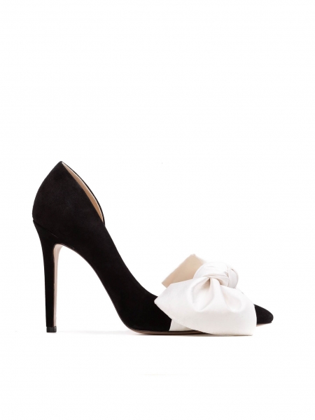 Black stiletto shoes with contrasting bow Ginissima