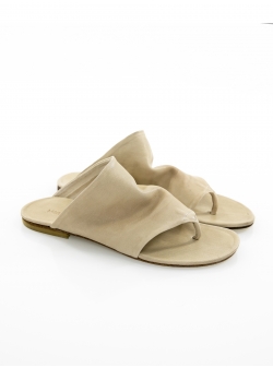 Nude leather sandals V Slides Meekee