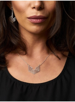 Silver necklace Maia Bizar Concept