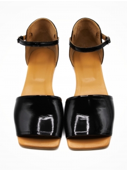 Black leather sandals Plane Meekee