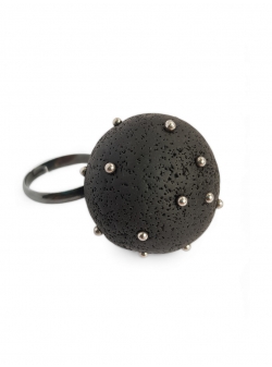 Adjustable ring Black dots Maria Filipescu