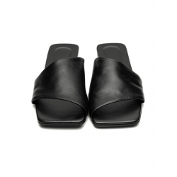 Asymmetric slippers Line Meekee