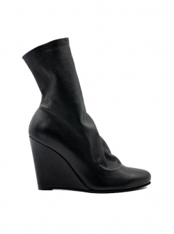 Platform boots Slink Meekee