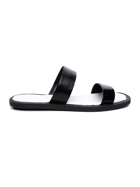 Black sandals with straps Bare Meekee