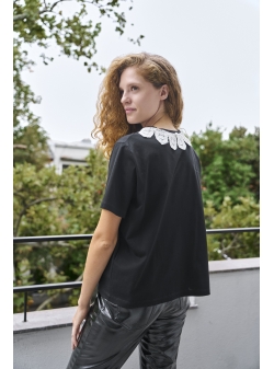 Tricou negru din bumbac Charming Parlor