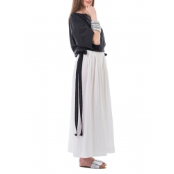 White Pants Nicoleta Obis